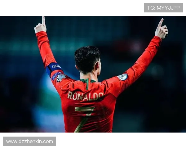 体育馆内的足球明星们如何影响年轻球员的成长与发展