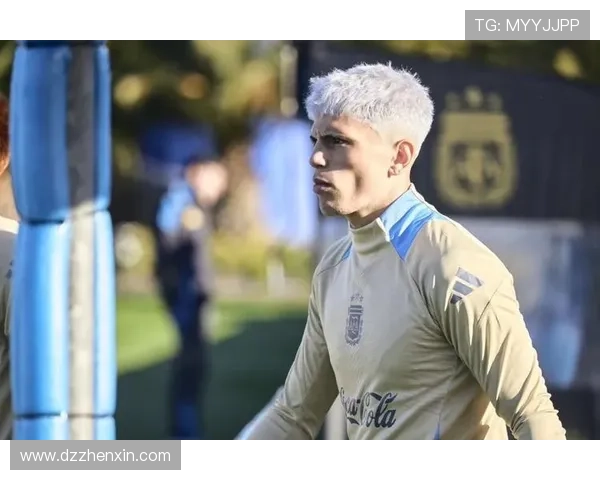 足球明星发型夸张女的时尚魅力与个性表达探讨